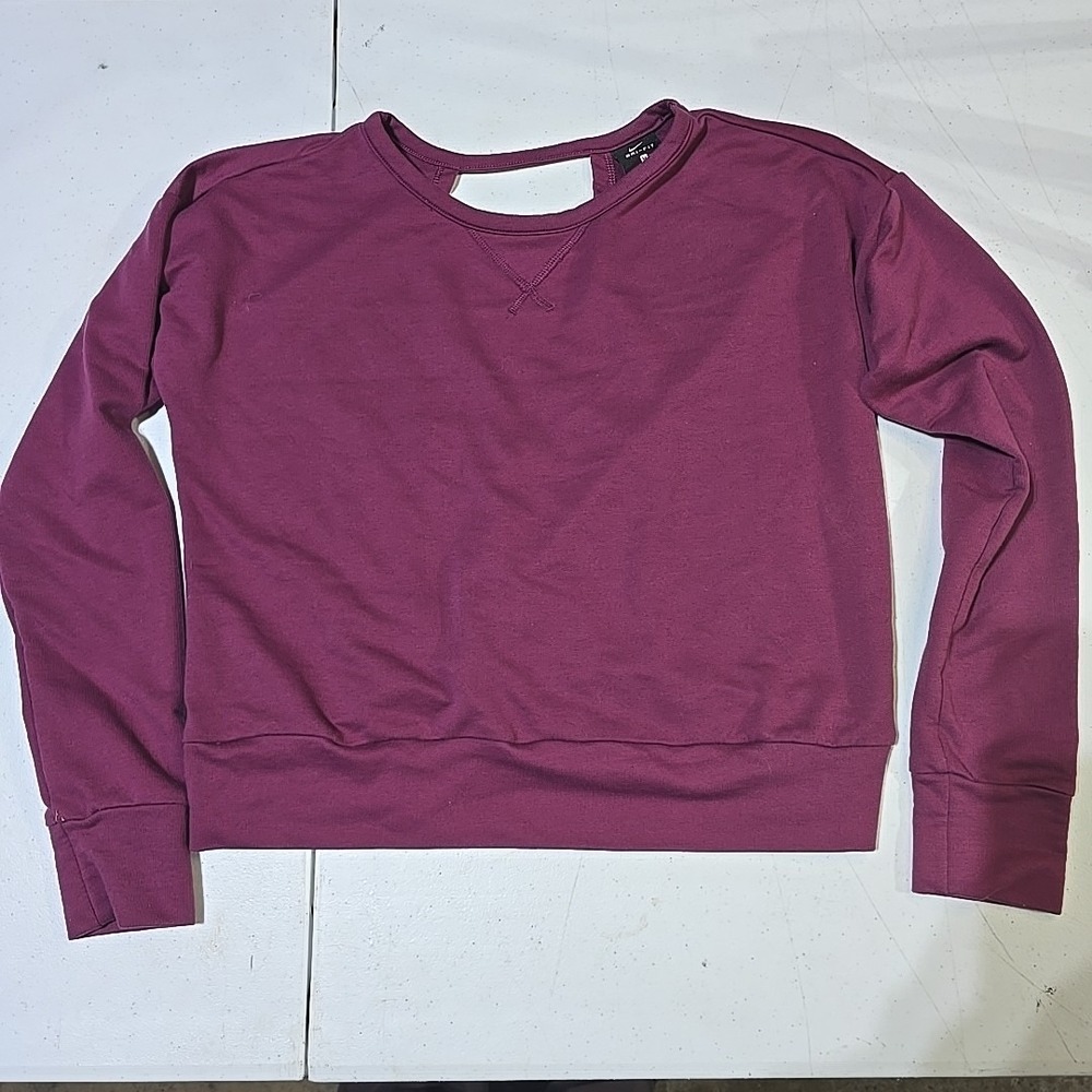 Nike Dri Fit Crop Sweatshirt Open Back Deep V Crossover Yoga Top Womens Medium M